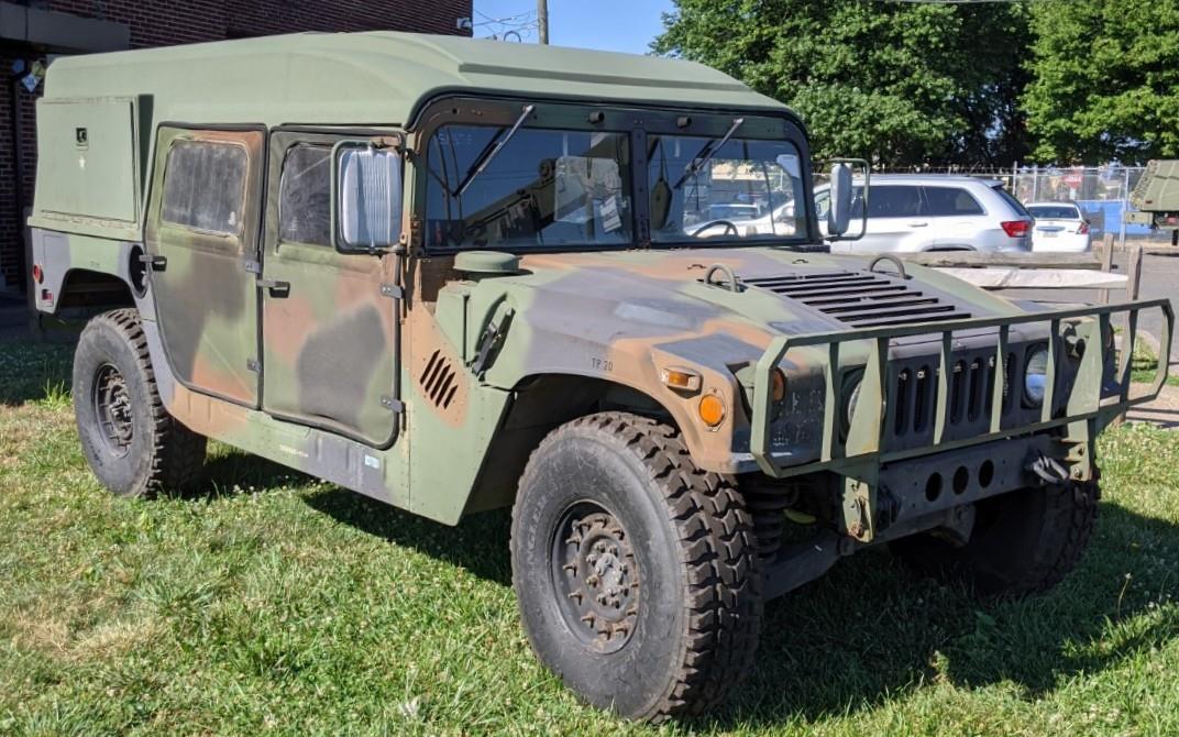 M998A1 Four Man HMMWV with Helmet Hard Top Equipped with 6.2 Liter